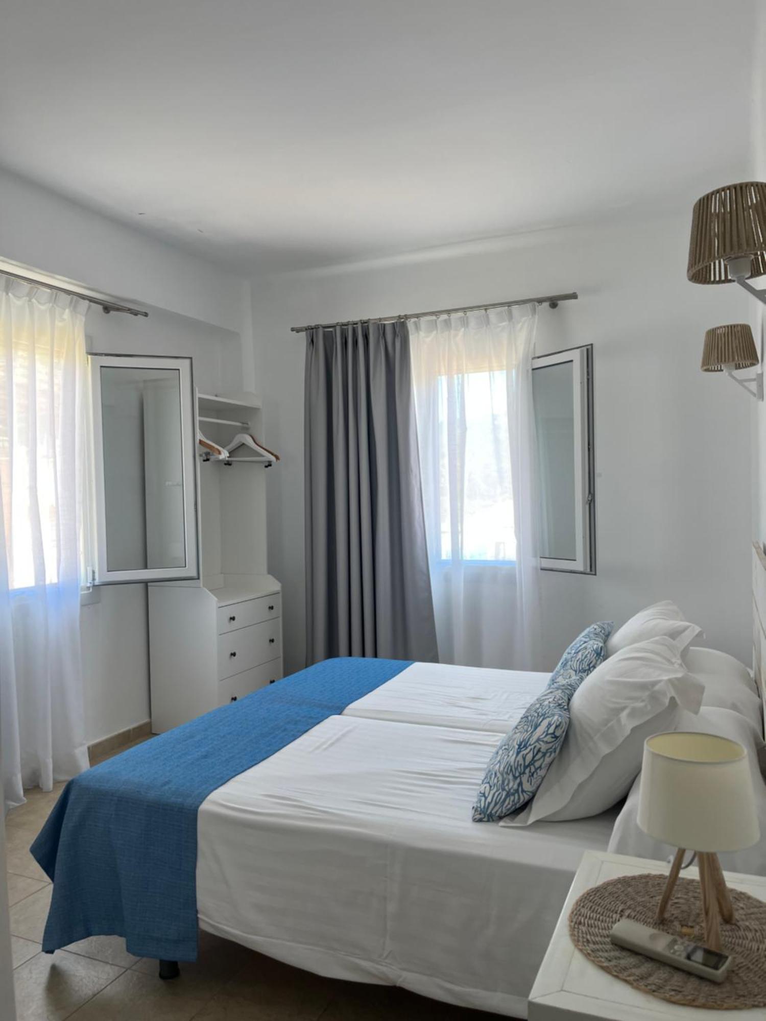Hostal Dragonera Sant Elm Εξωτερικό φωτογραφία